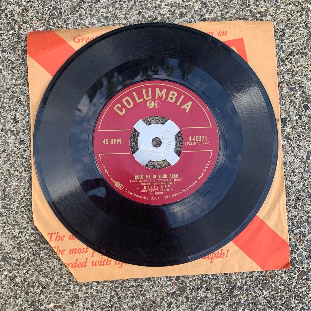 45 RPM Columbia Records Doris Day Album
